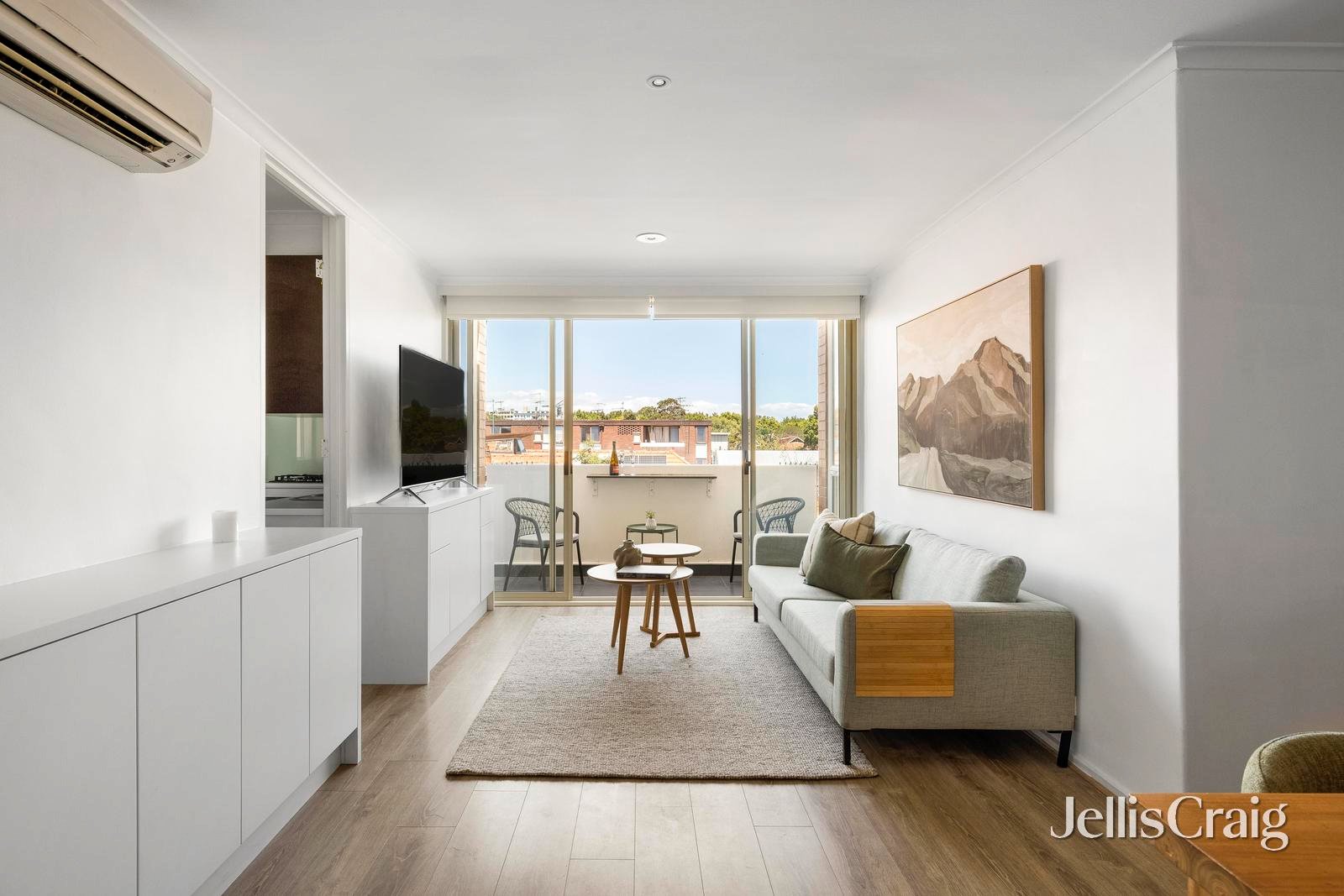 11/207 Canterbury Road, St&nbsp;Kilda&nbsp;West image 2