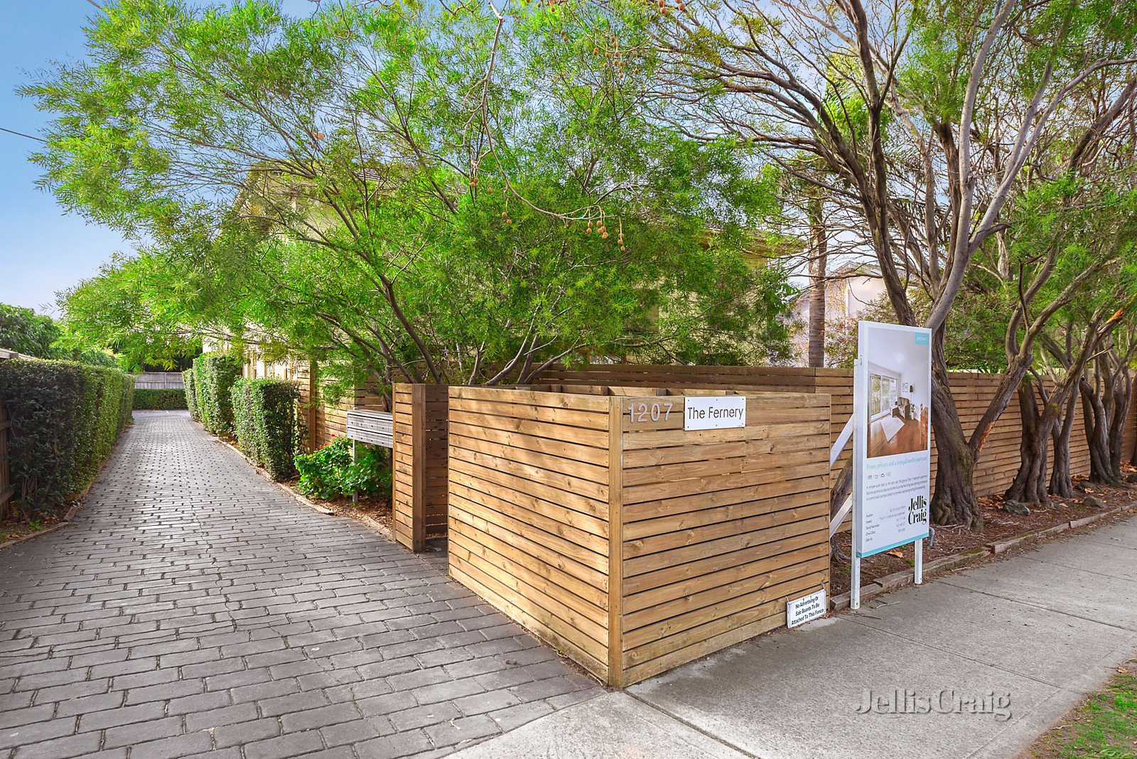 1/1207 Dandenong Road, Malvern East image 2