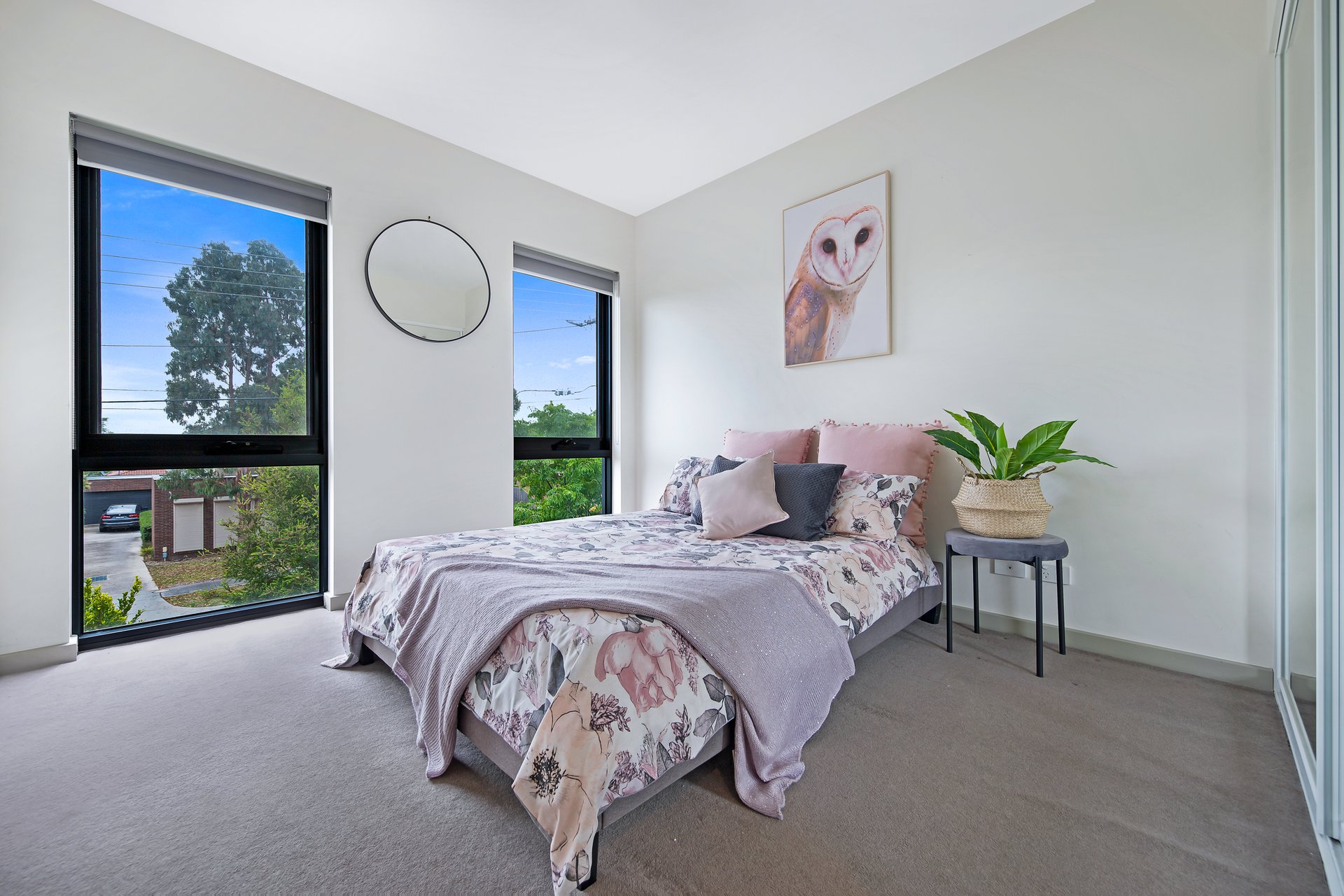 112/1 Frank Street, Glen Waverley image 5