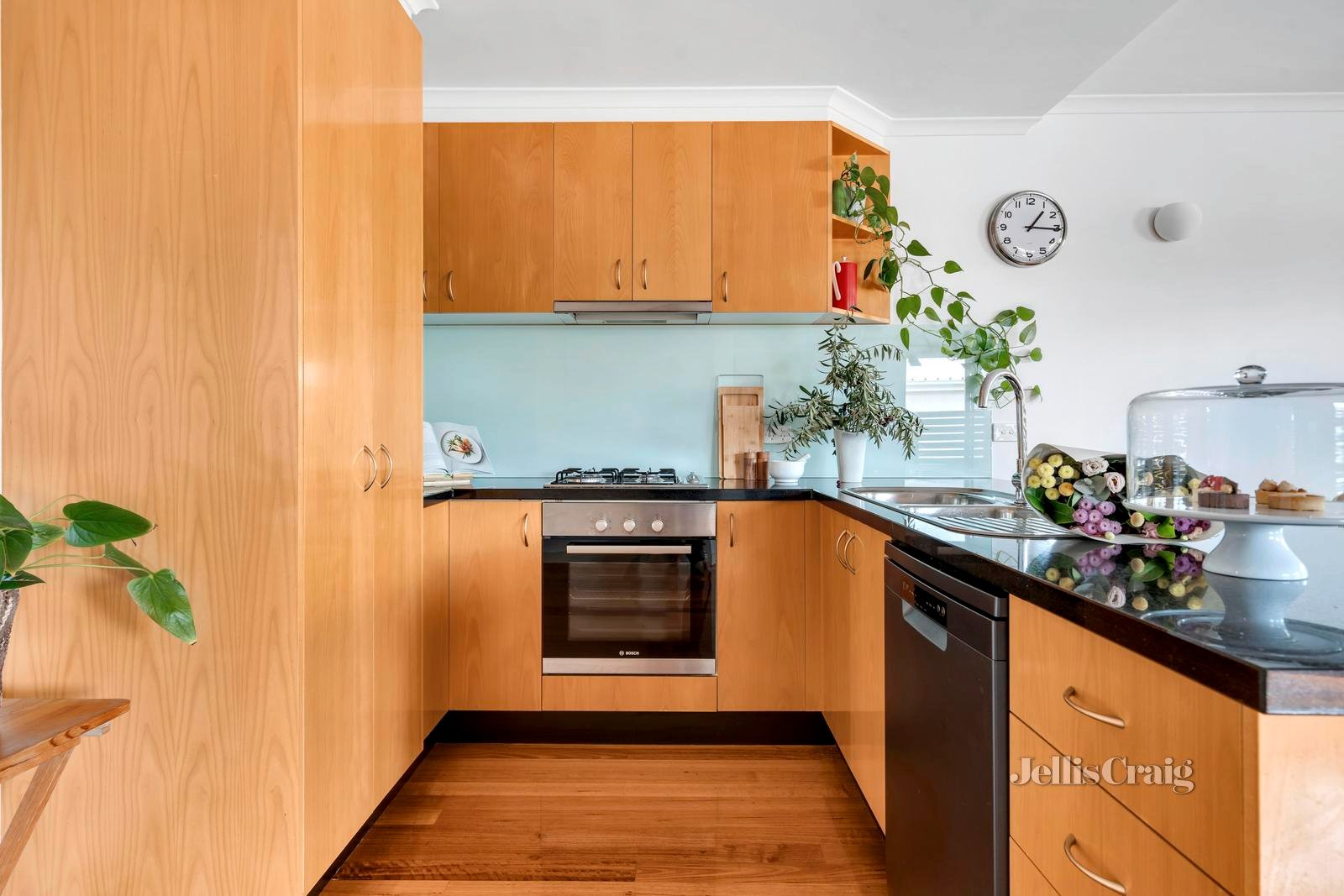 11/211 Weston Street, Brunswick East image 8