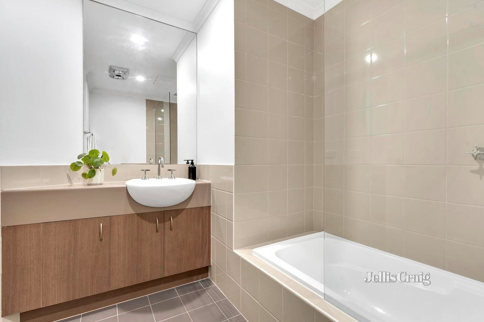 11/211 Weston Street, Brunswick East image 10