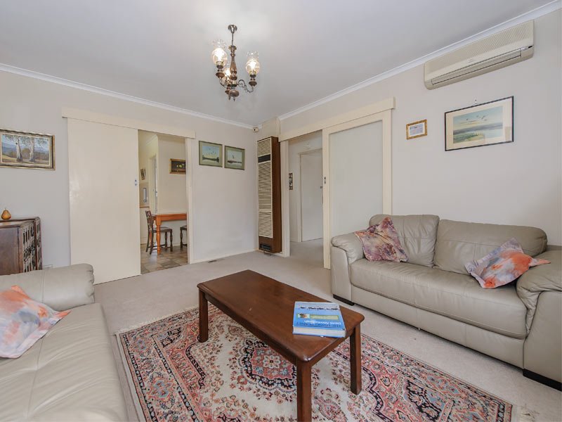 1/1215 Riversdale Road, Box Hill South image 2