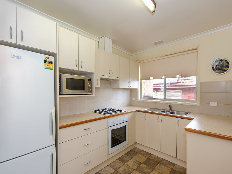 1/1215 Riversdale Road, Box Hill South image 3