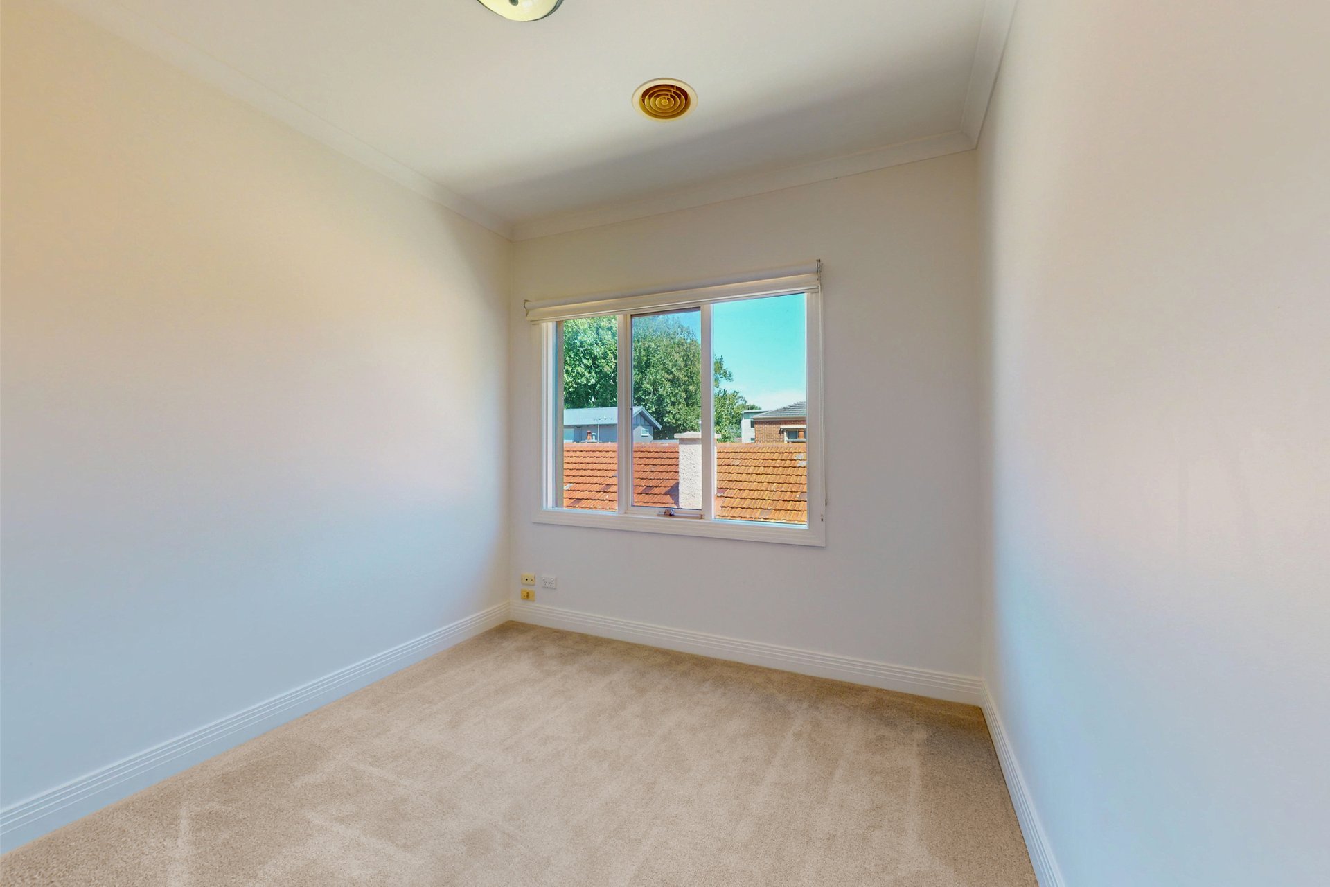 1/122 Mitford Street, Elwood image 11