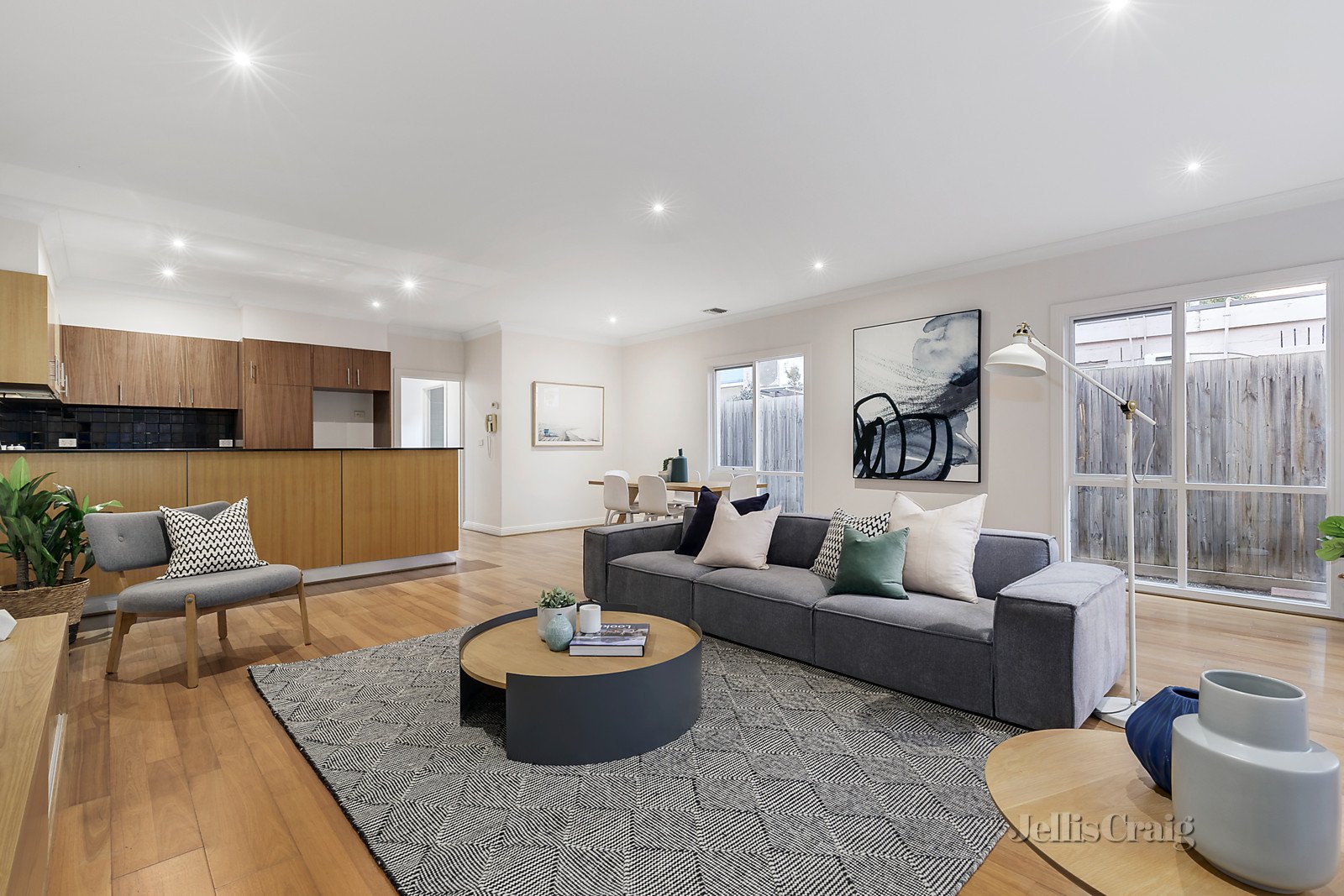1/123 Patterson Road, Bentleigh image 4