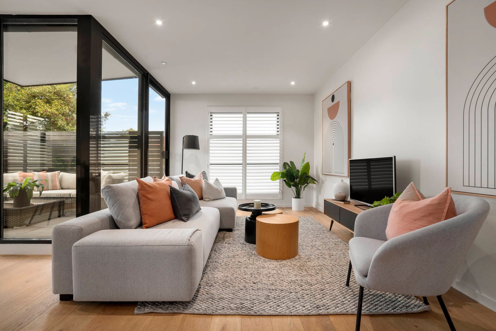 Property Gallery Thumbnail 2