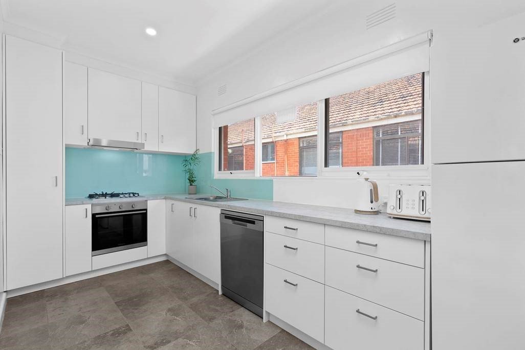 11/24 Scott Street, Elwood image 4