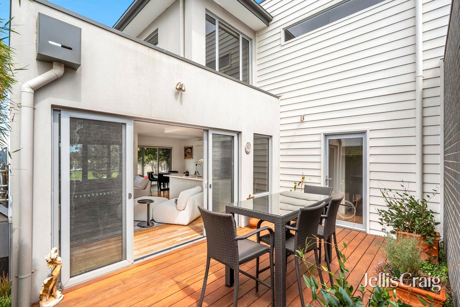 1/124 West Fyans Street, Newtown image 9