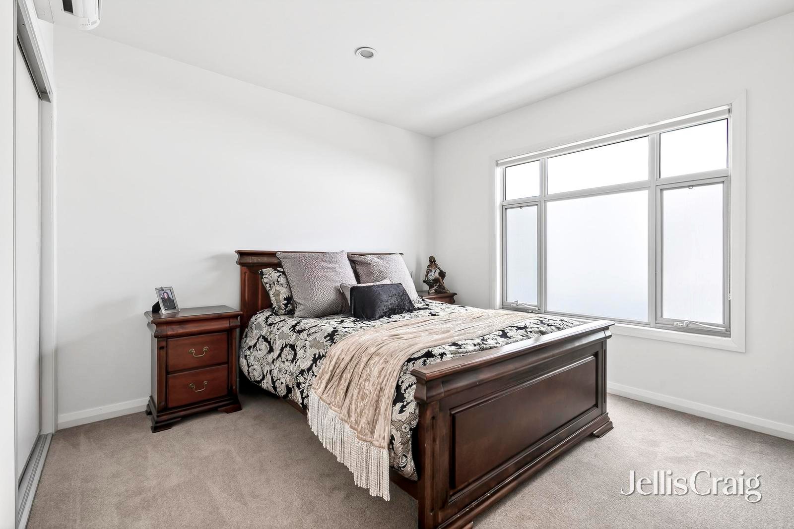 1/124 West Fyans Street, Newtown image 10