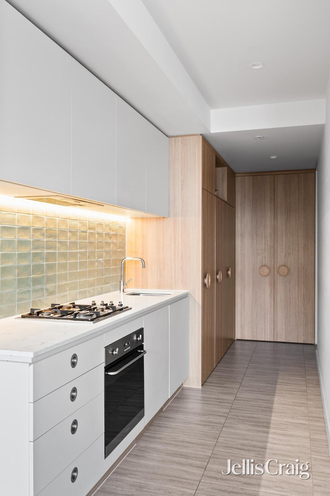 112/47 Nelson Place, Williamstown image 5