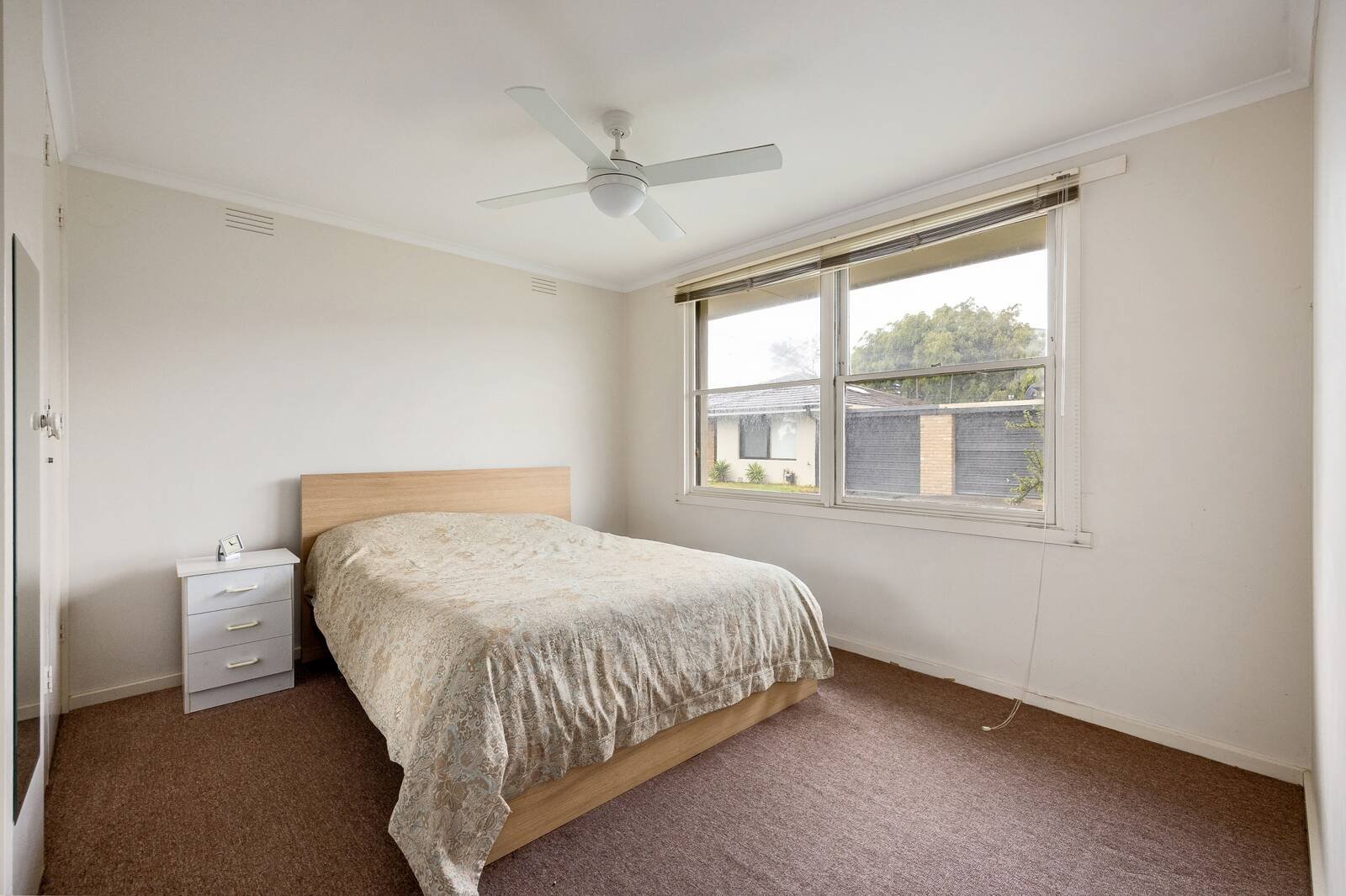 Property Gallery Thumbnail 12