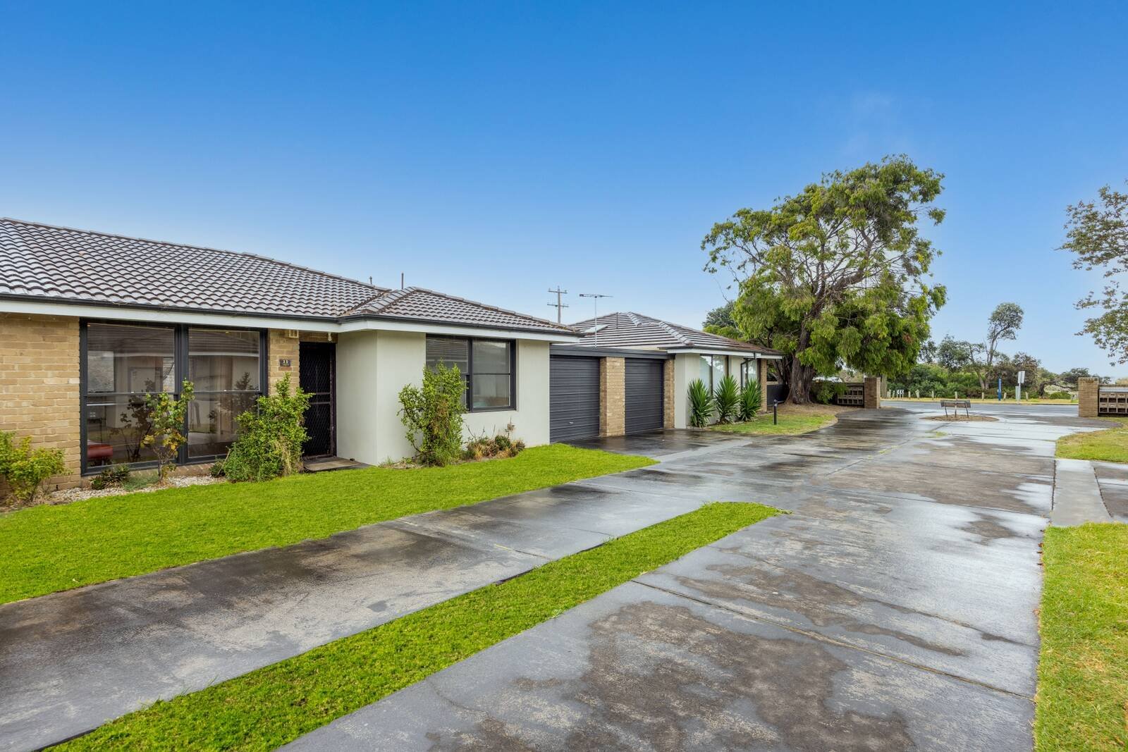 Property Gallery Thumbnail 16