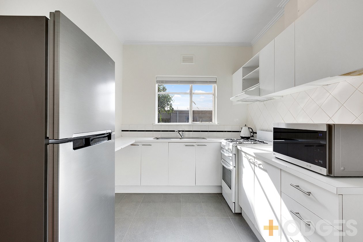 11 / 25 Charnwood Road St Kilda