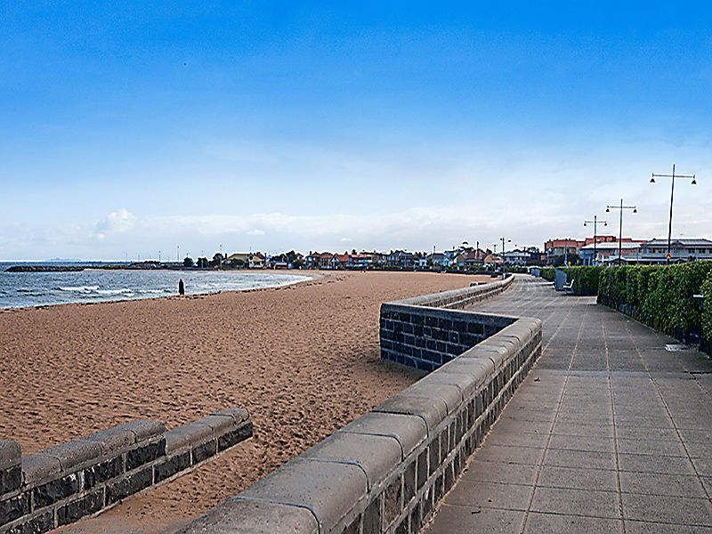 1/125 Ferguson Street, Williamstown image 8