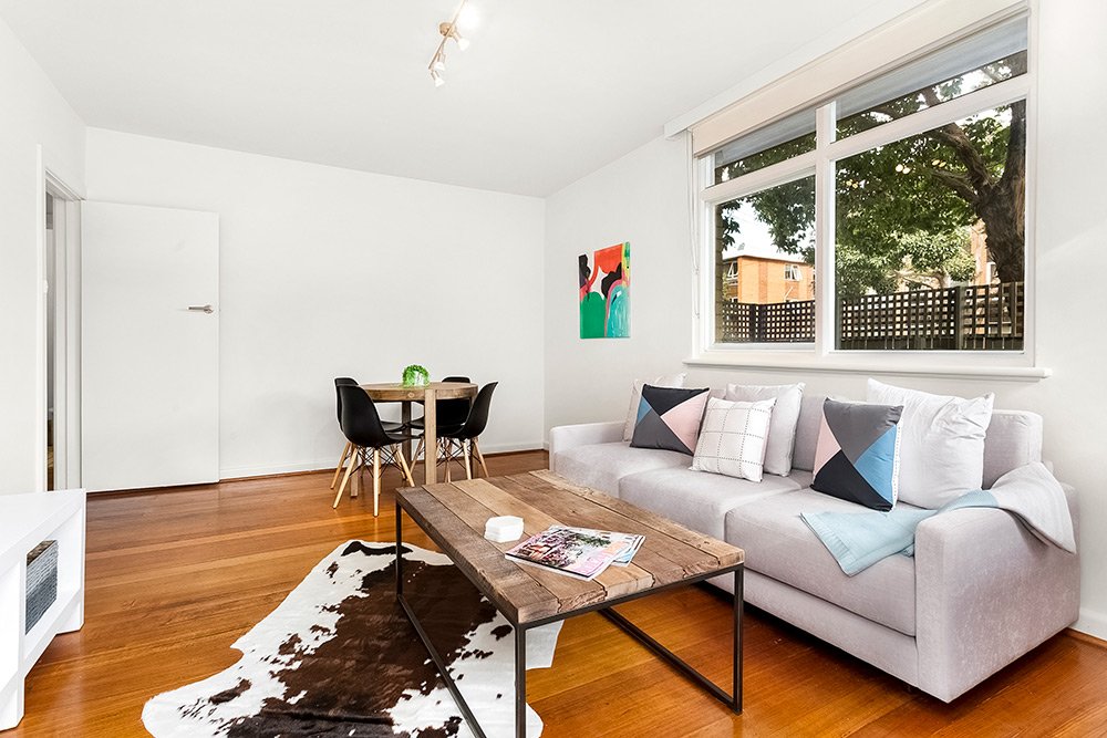 1/125 Glenhuntly Road, Elwood image 3