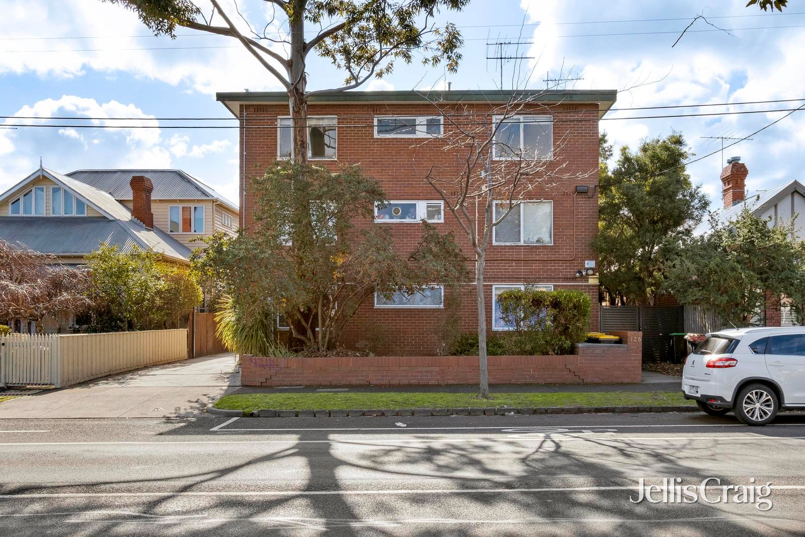 1/125 Holden Street, Fitzroy North image 2