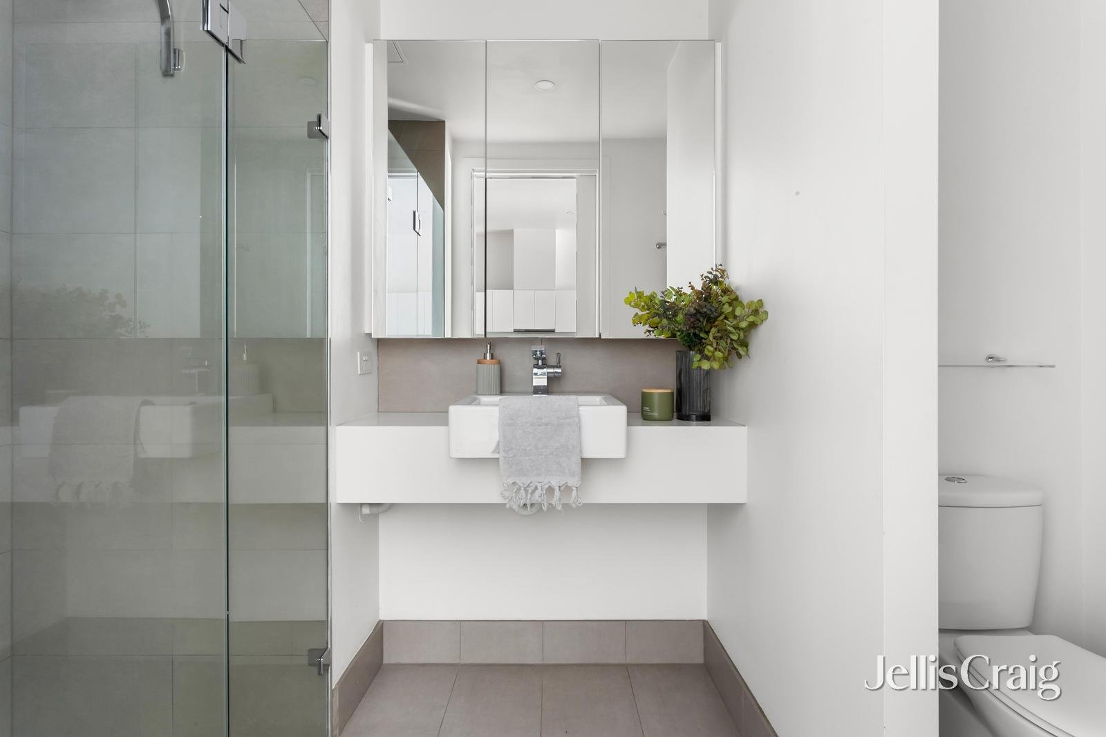 112/56 Nicholson Street, Abbotsford image 7