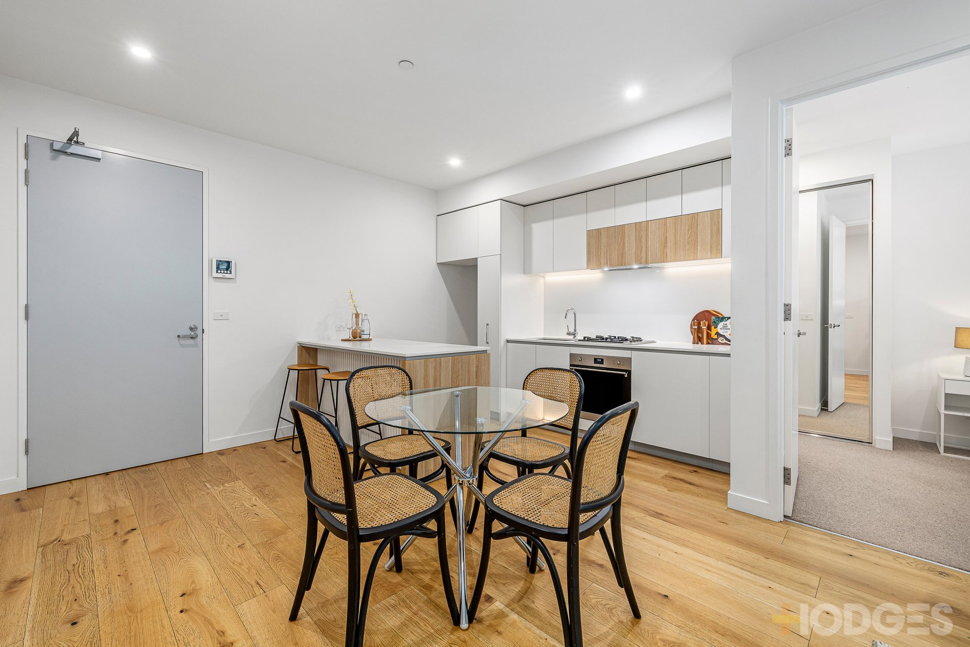 112 / 59 Thistlethwaite Street South Melbourne