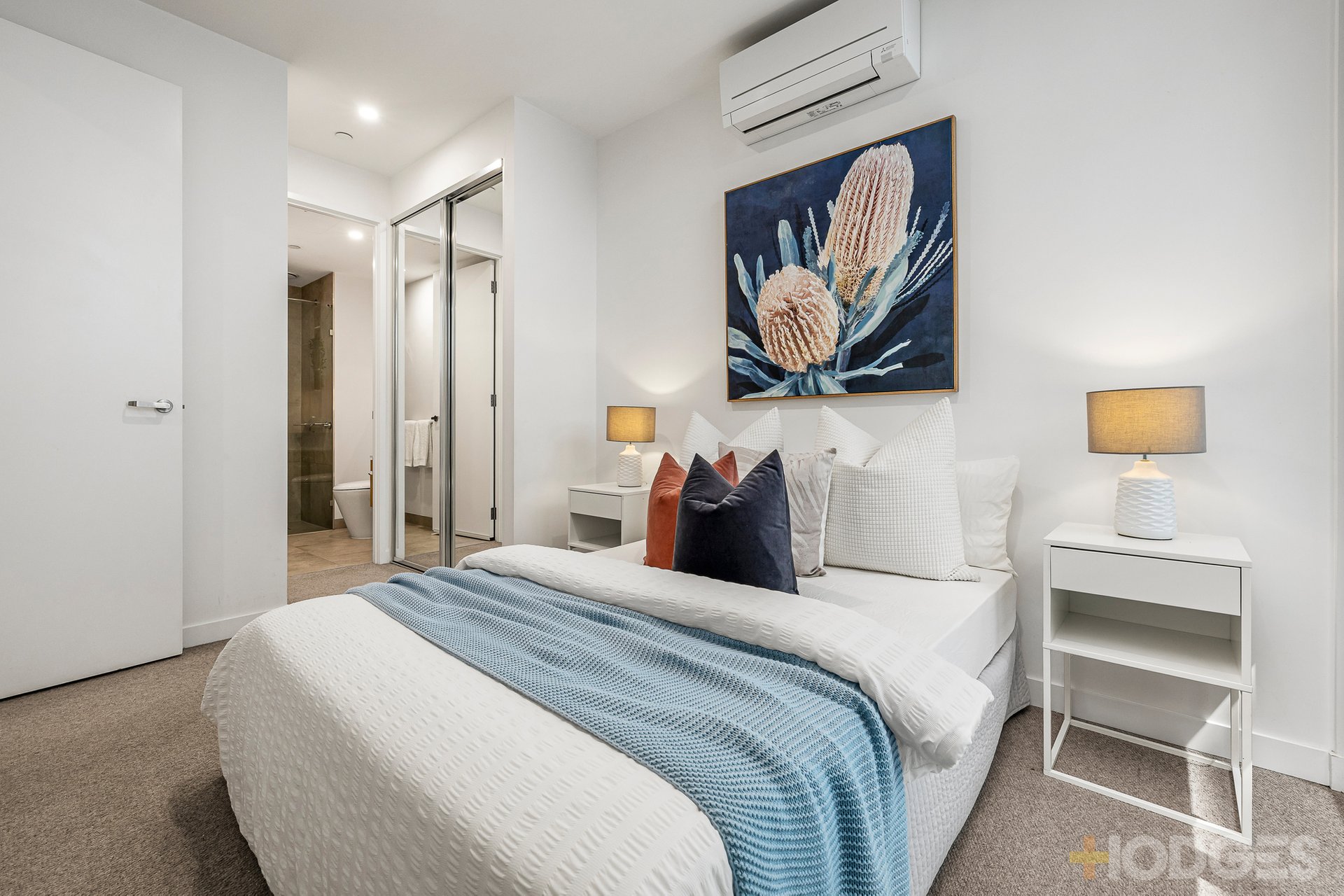 112 / 59 Thistlethwaite Street South Melbourne