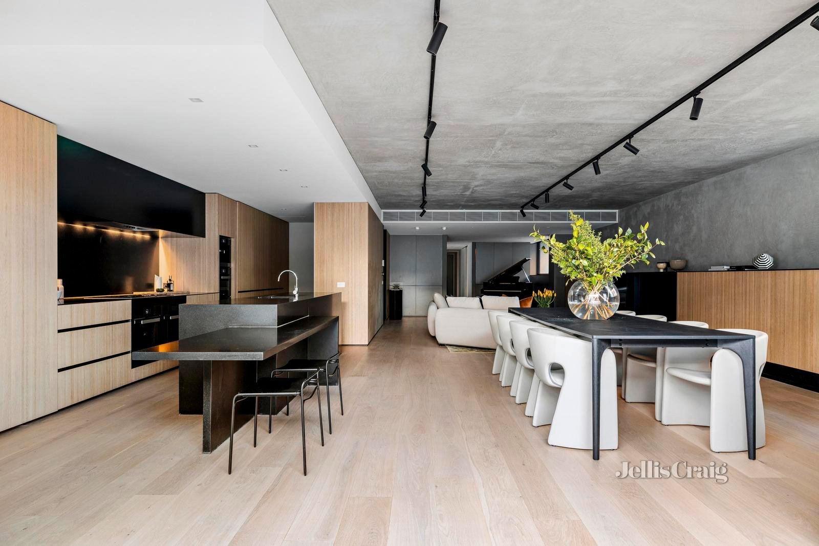 1/126 Walsh Street, South Yarra image 2