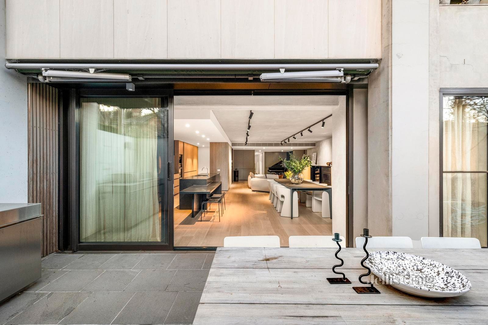 1/126 Walsh Street, South Yarra image 7