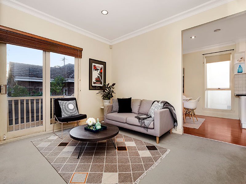 1/1267 Toorak Road, Camberwell image 2
