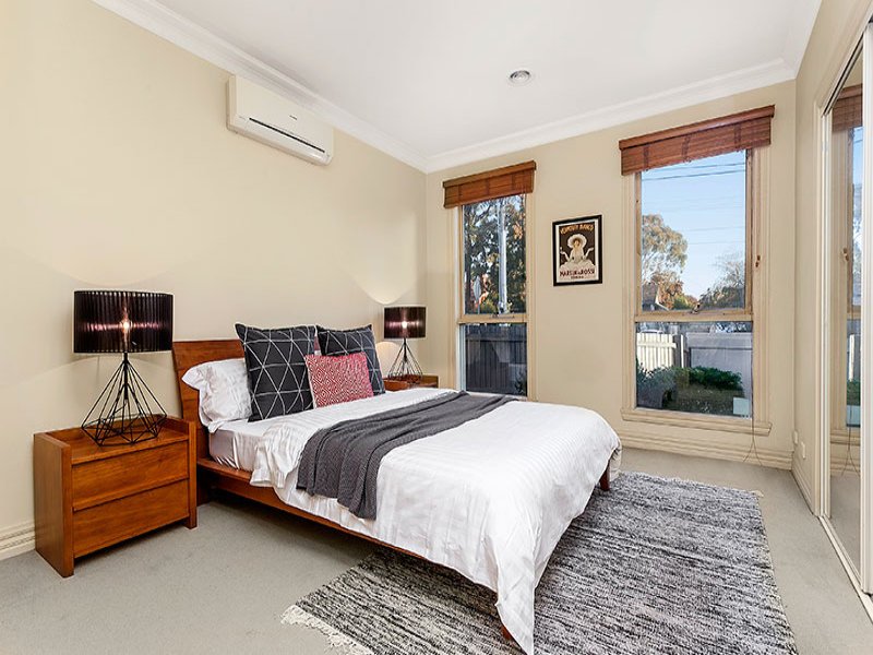 1/1267 Toorak Road, Camberwell image 6