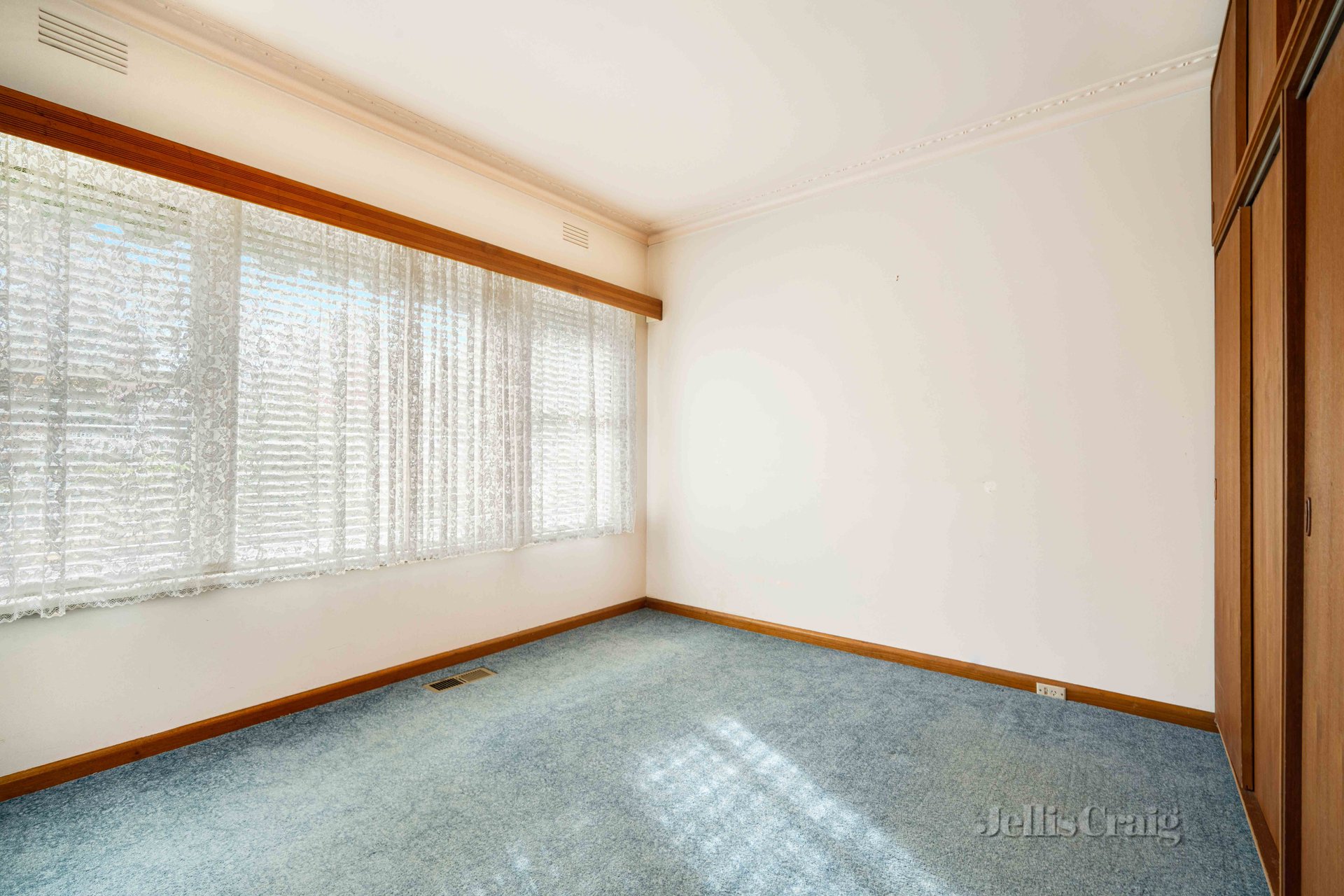 1127 Eyre Street, Newington image 5
