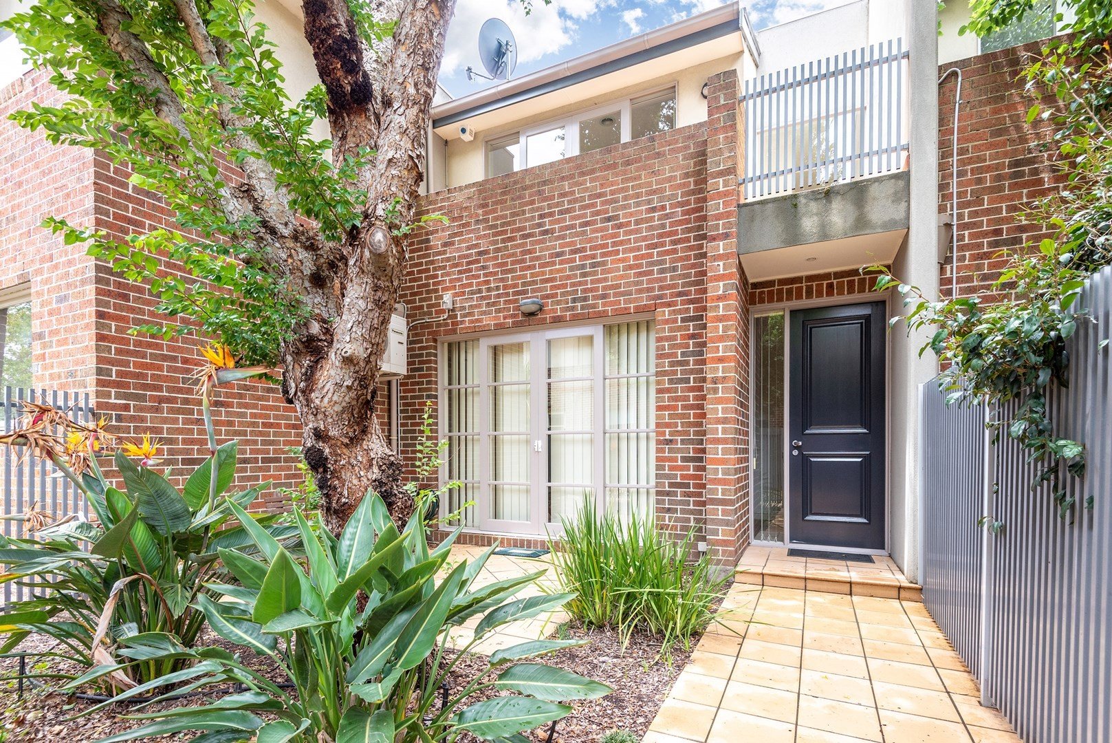 Property Gallery - Main Image
