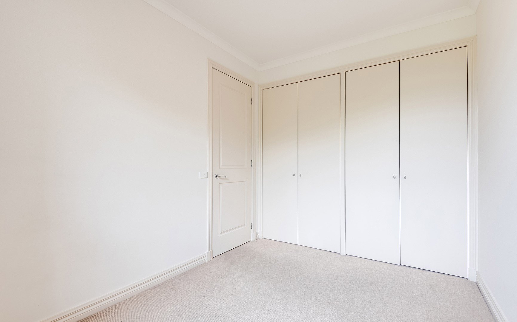Property Gallery Thumbnail 12