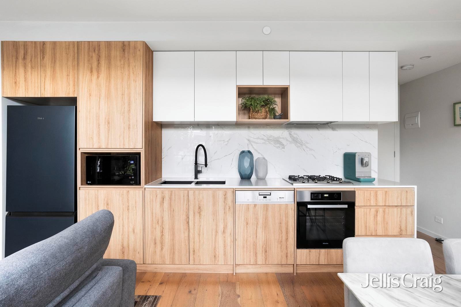 112/8 Elliott Avenue, Carnegie image 5