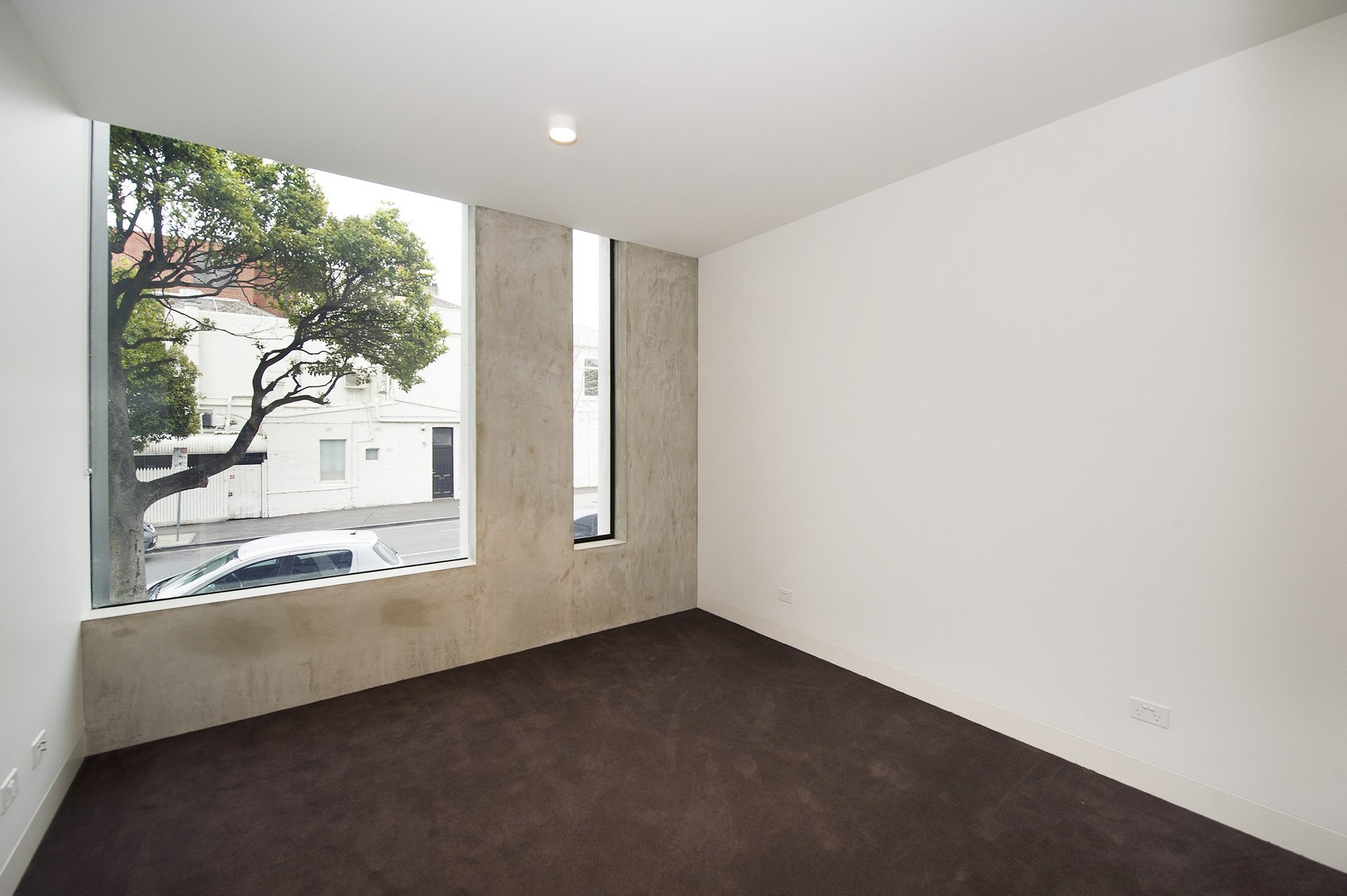 Property Gallery Thumbnail 7