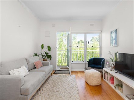 11/28 Wattle Road, Hawthorn image 4