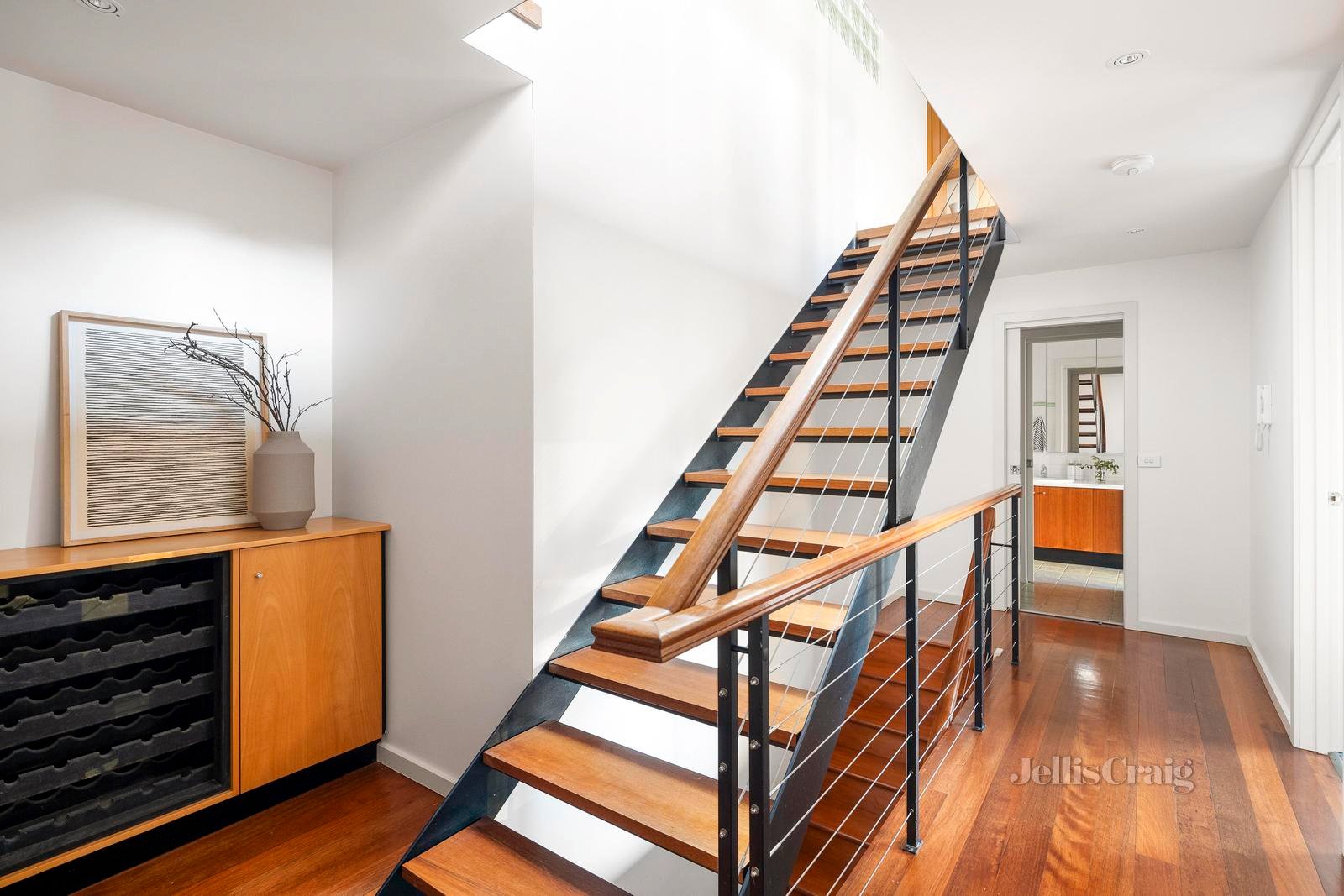 11/287 Bank Street, South Melbourne image 11