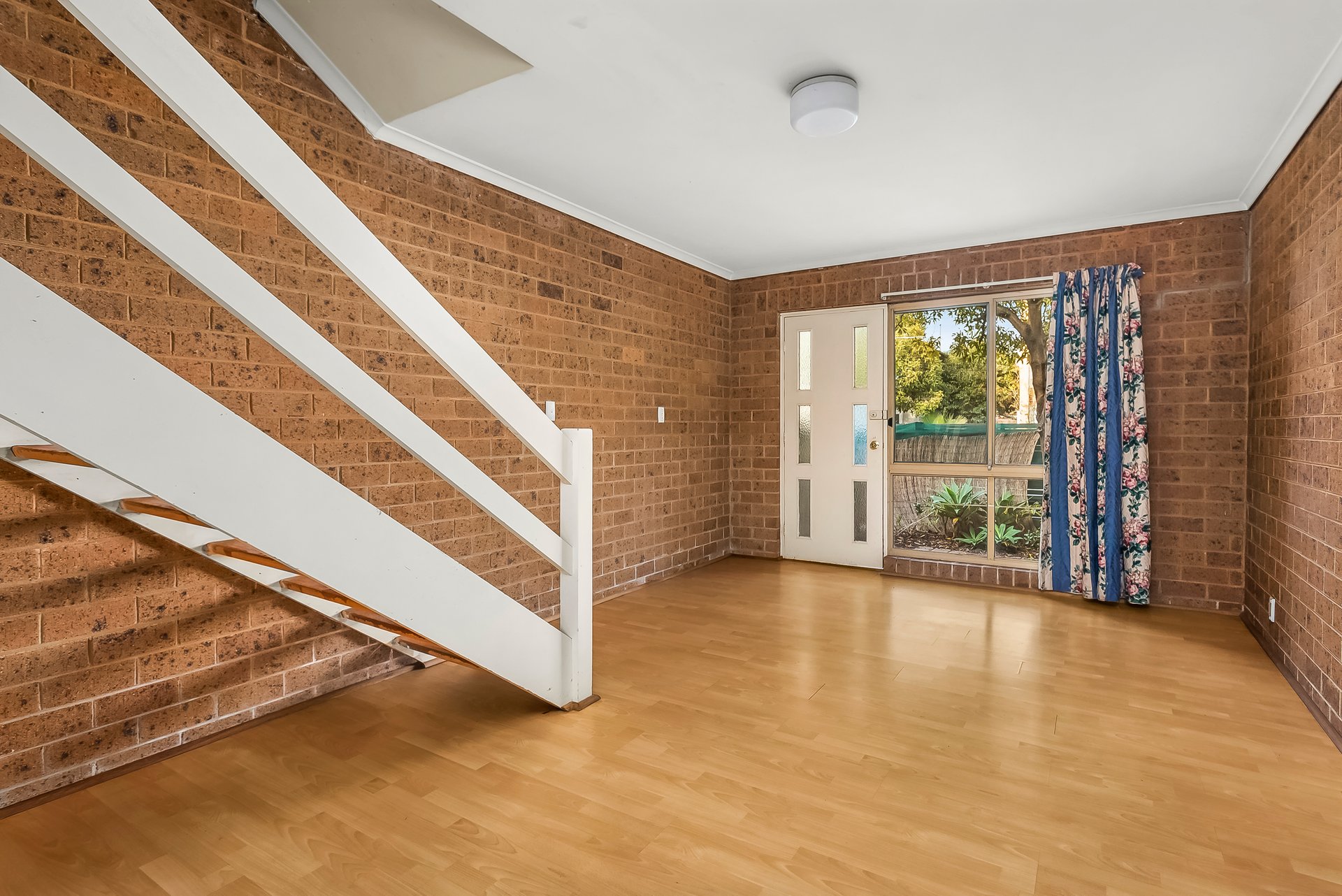 Property Gallery Thumbnail 4