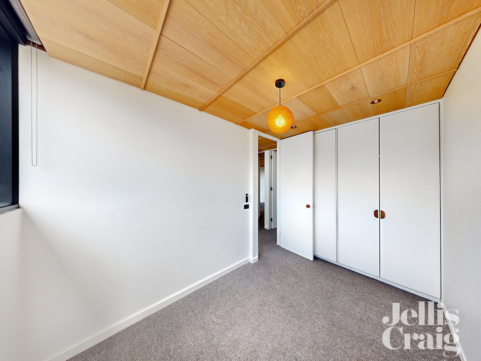 1/1295 Burke Road, Kew image 6