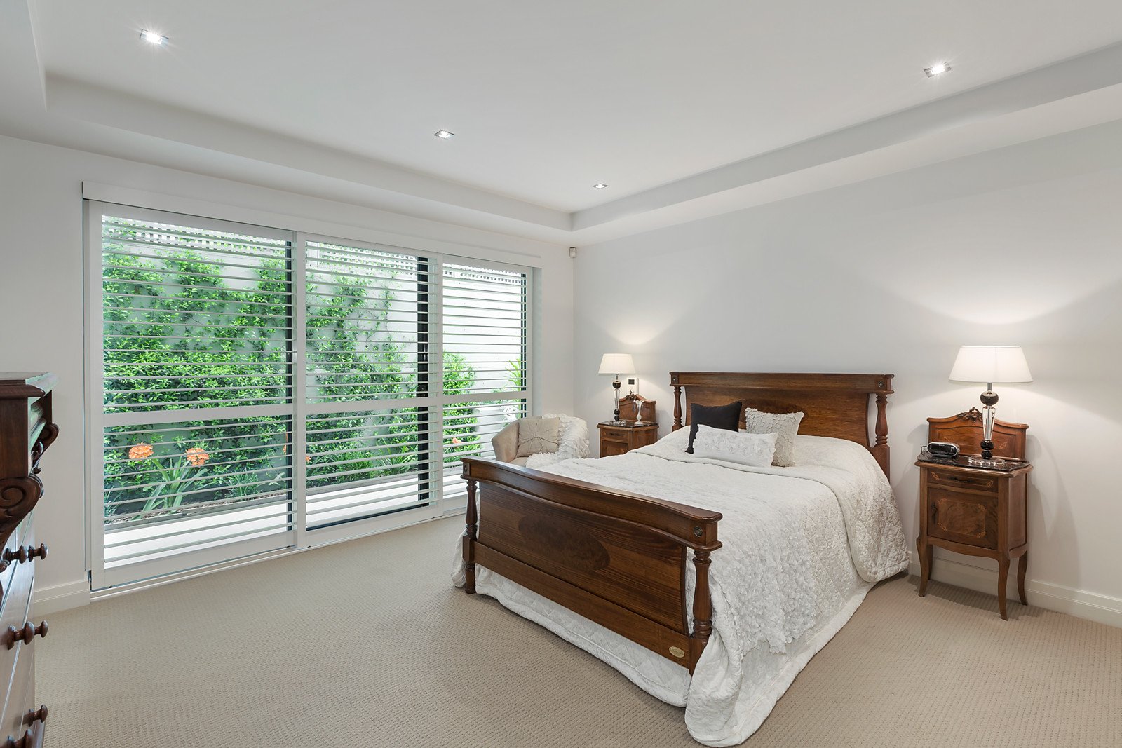 1/12A Bruce Street, Toorak image 4