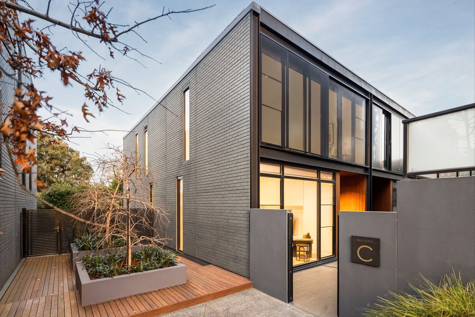 Property Gallery - Main Image