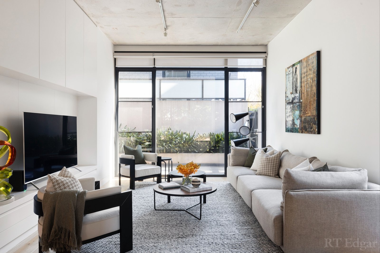 Property Gallery Thumbnail 7