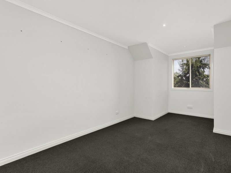 1/13 Ashley Street, Box Hill North image 8