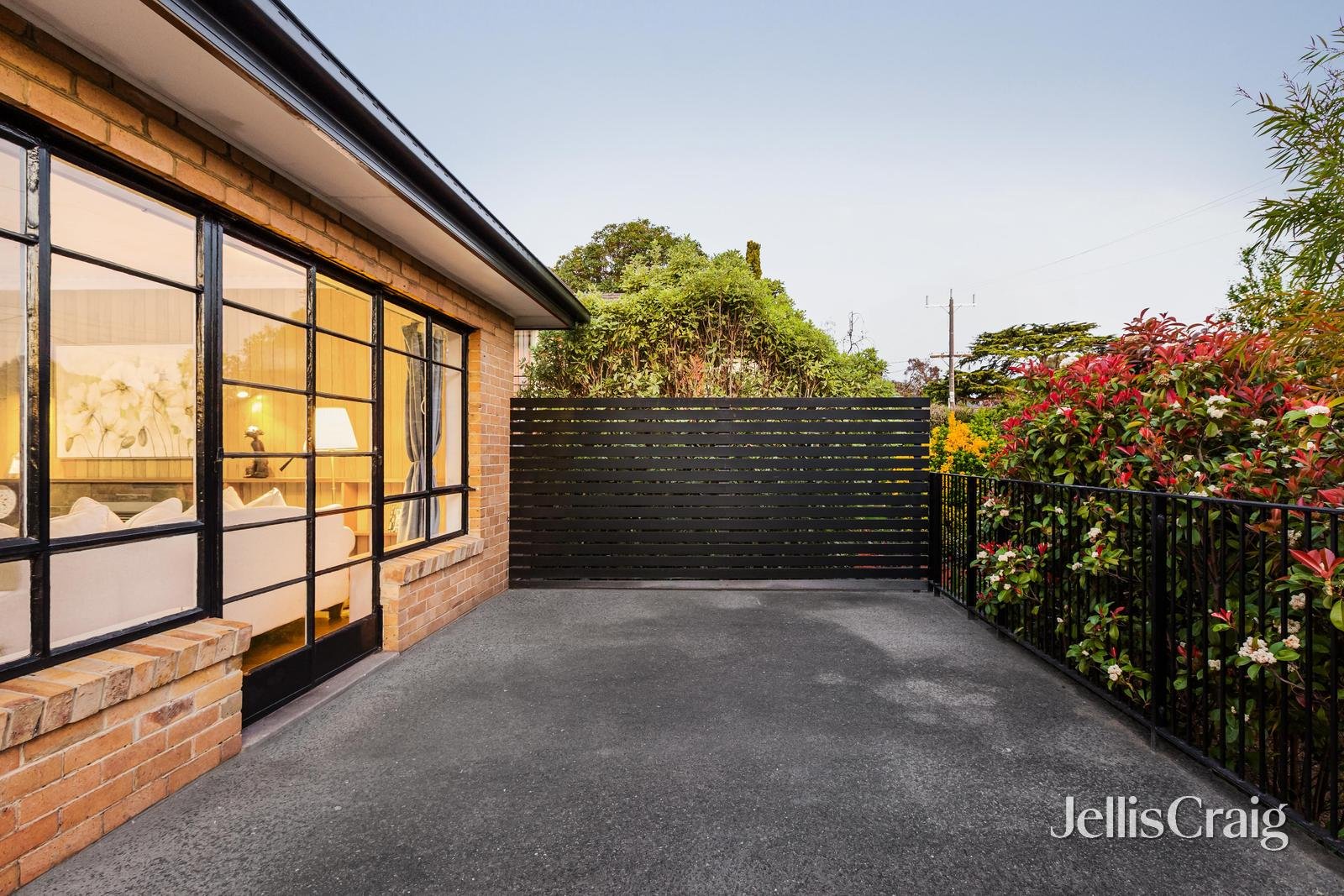 1/13 Banyule Road, Rosanna image 10