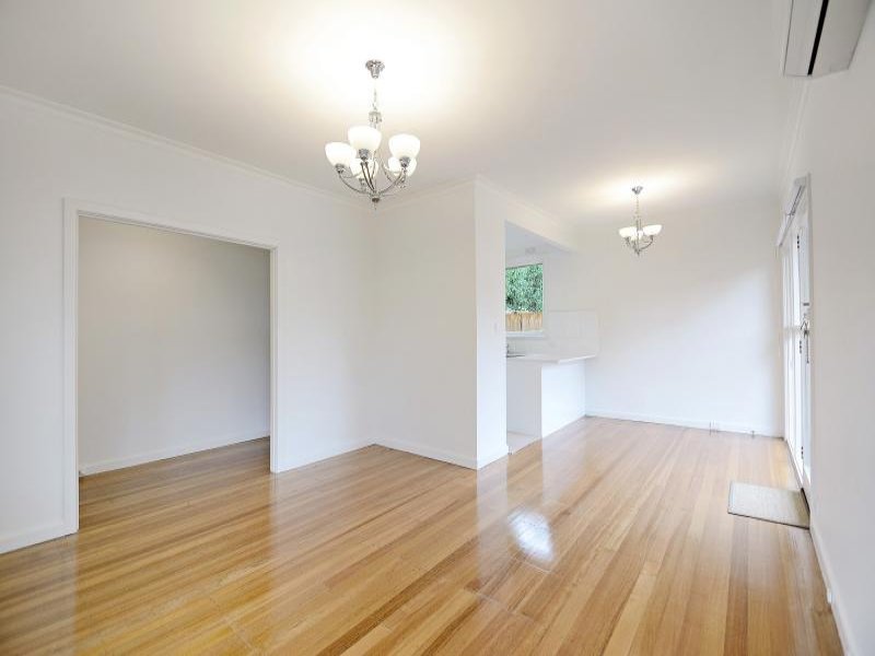 1 / 13 Barkly Street Brighton