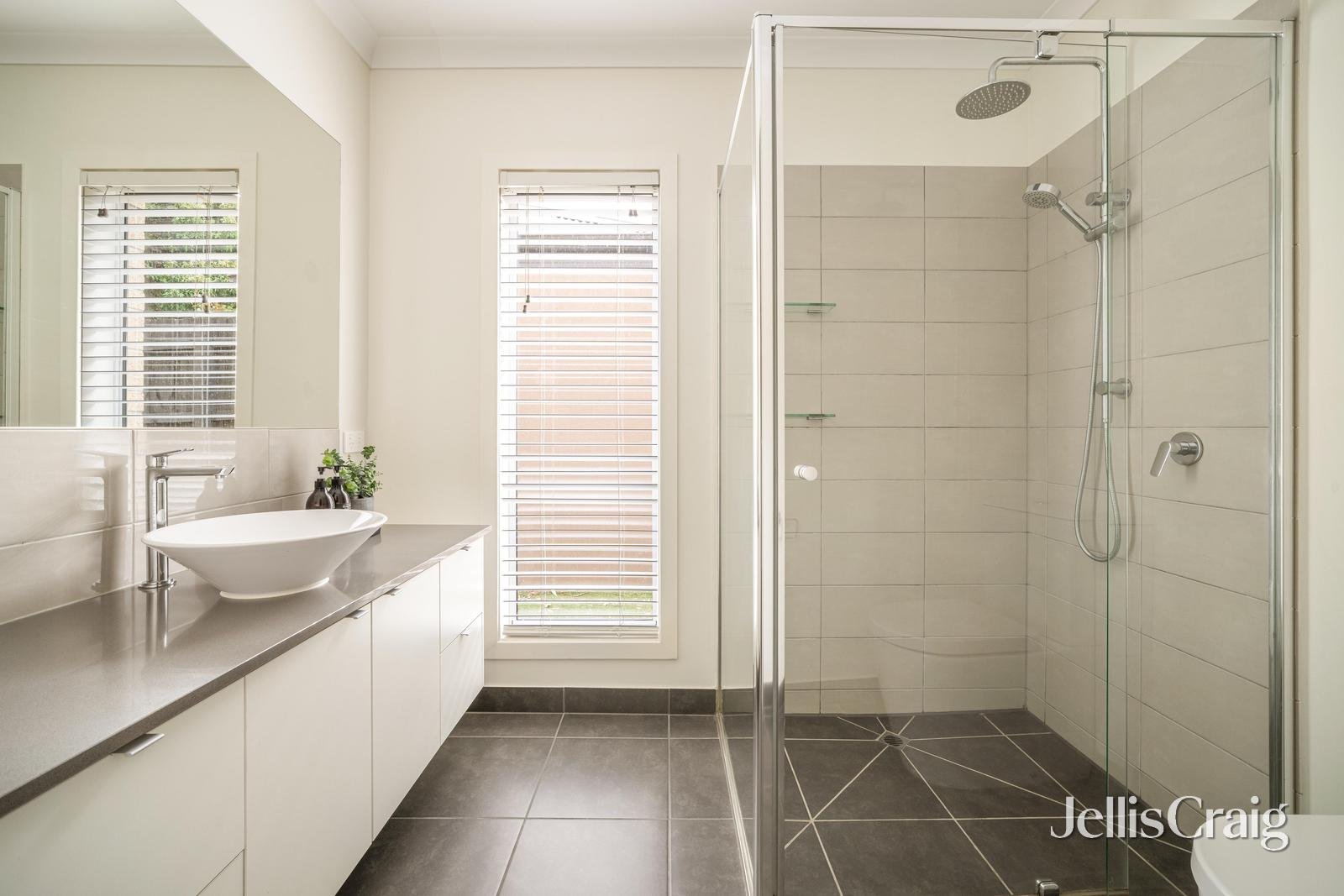 113 Beatrice Street, Cheltenham image 8