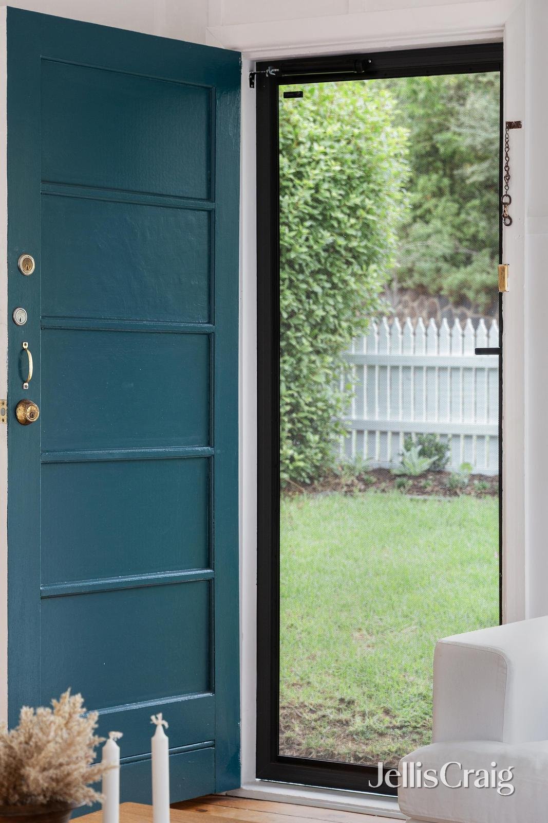 1/13 Brownes Crescent, Eltham image 2