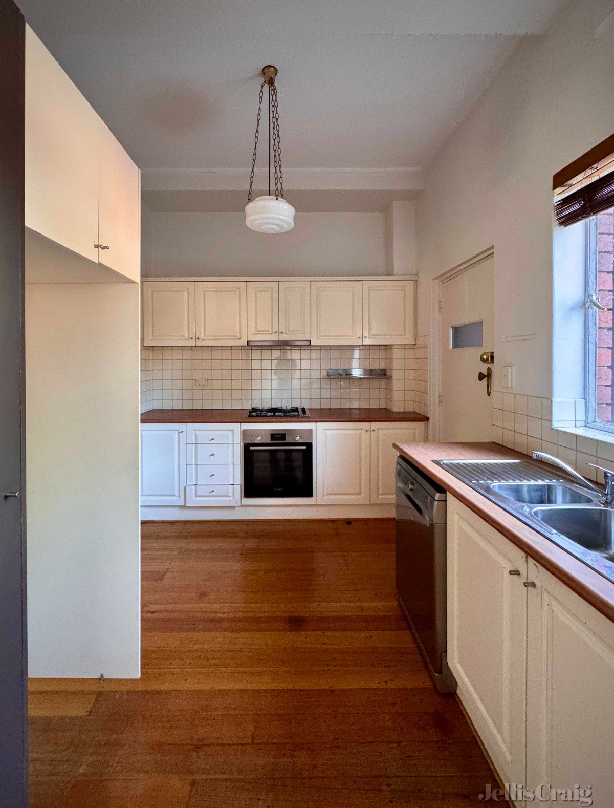 1/13 Burchett Street, Brunswick image 2