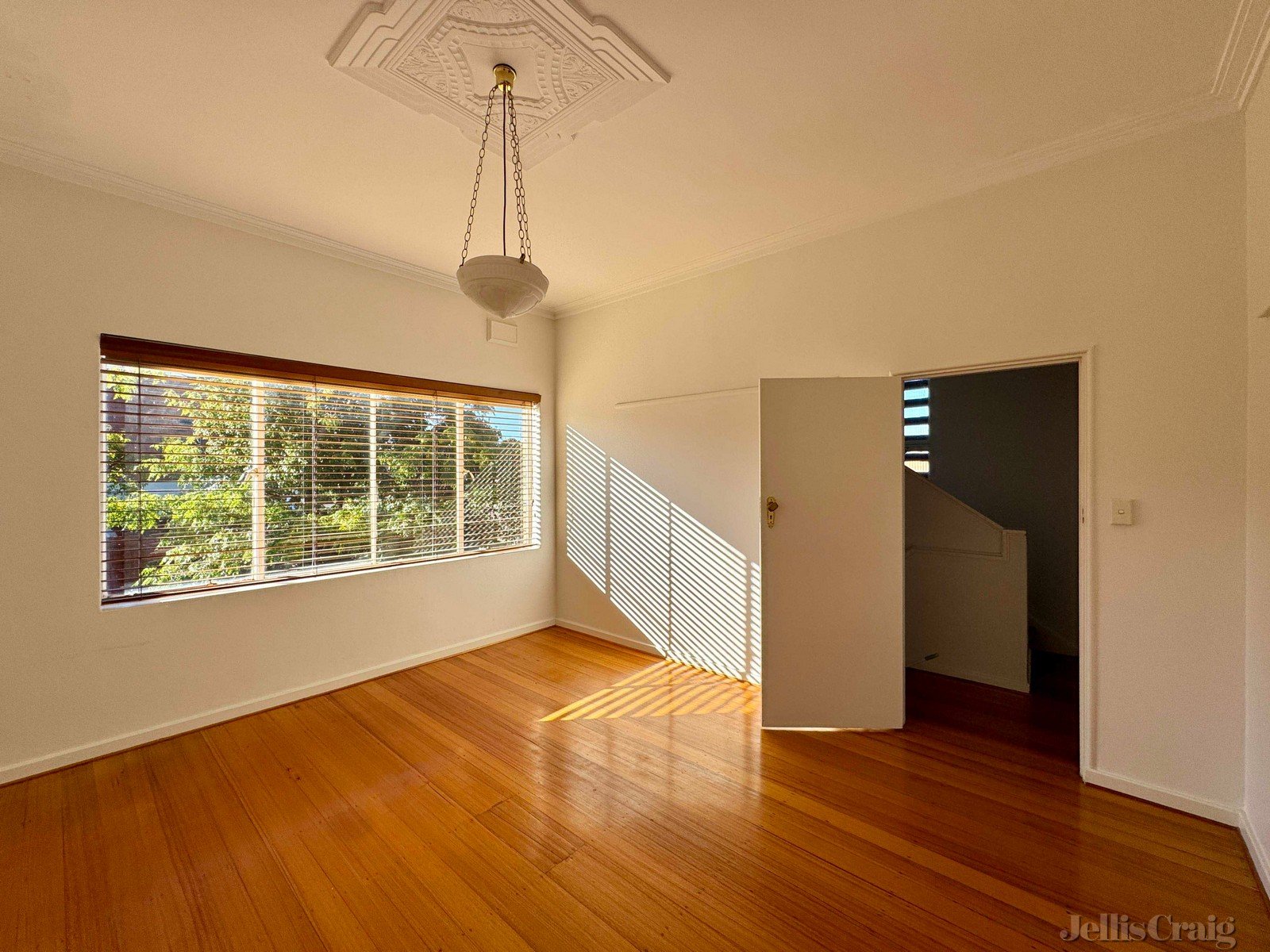 1/13 Burchett Street, Brunswick image 4