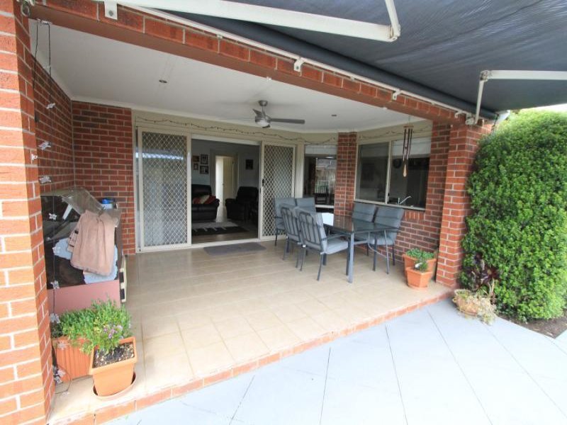 113 Canadian Lakes Boulevard, Canadian image 19