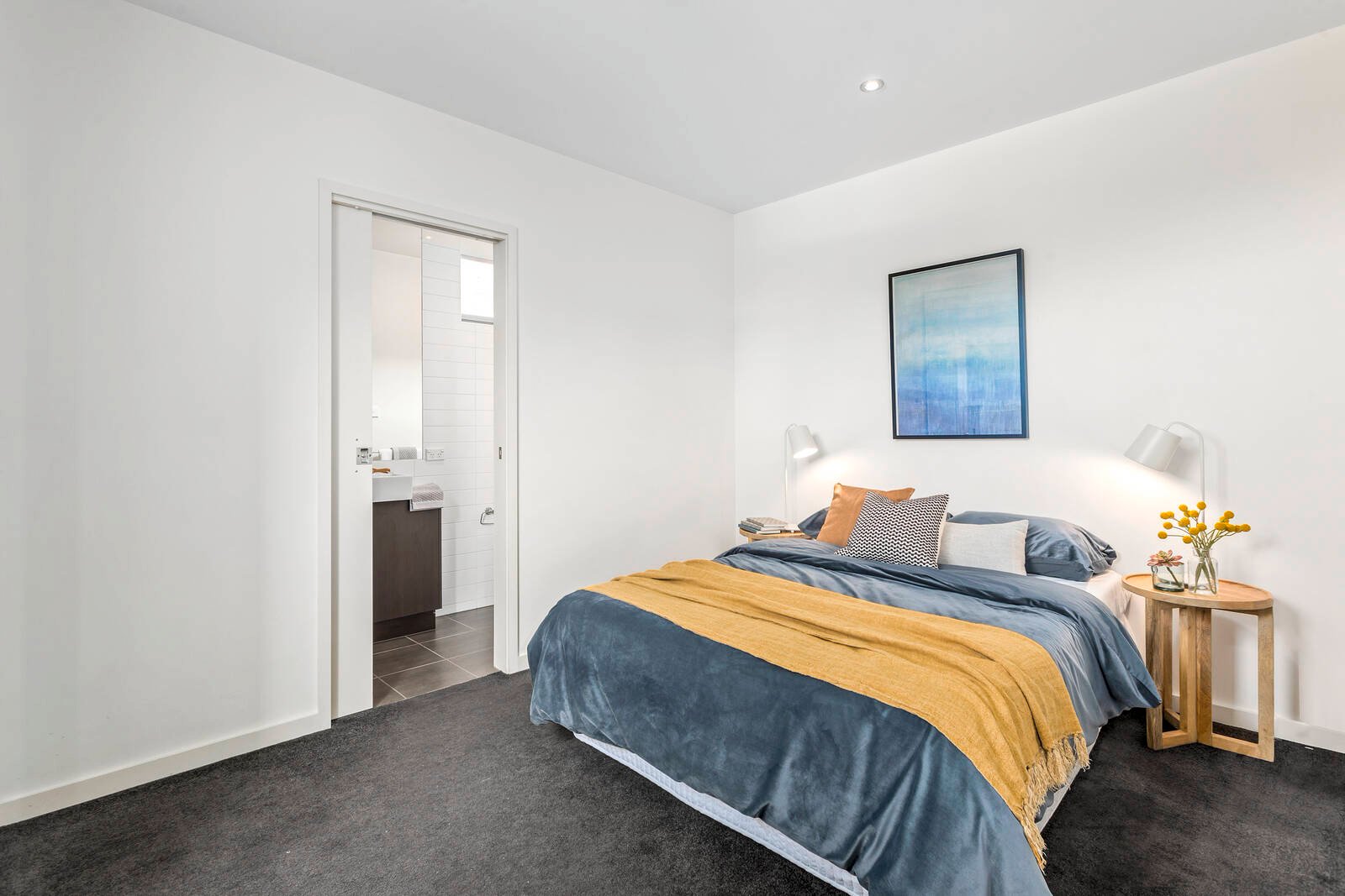 Property Gallery Thumbnail 6