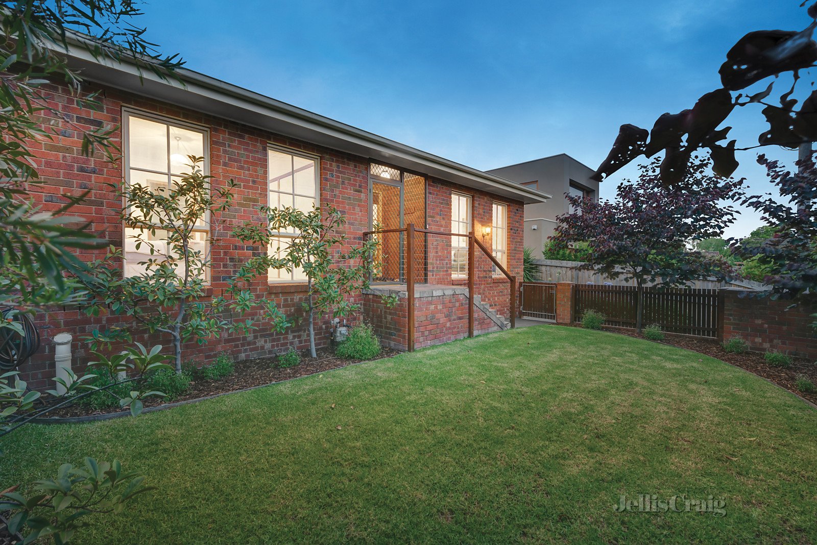 1/13 Childers Street, Kew image 1