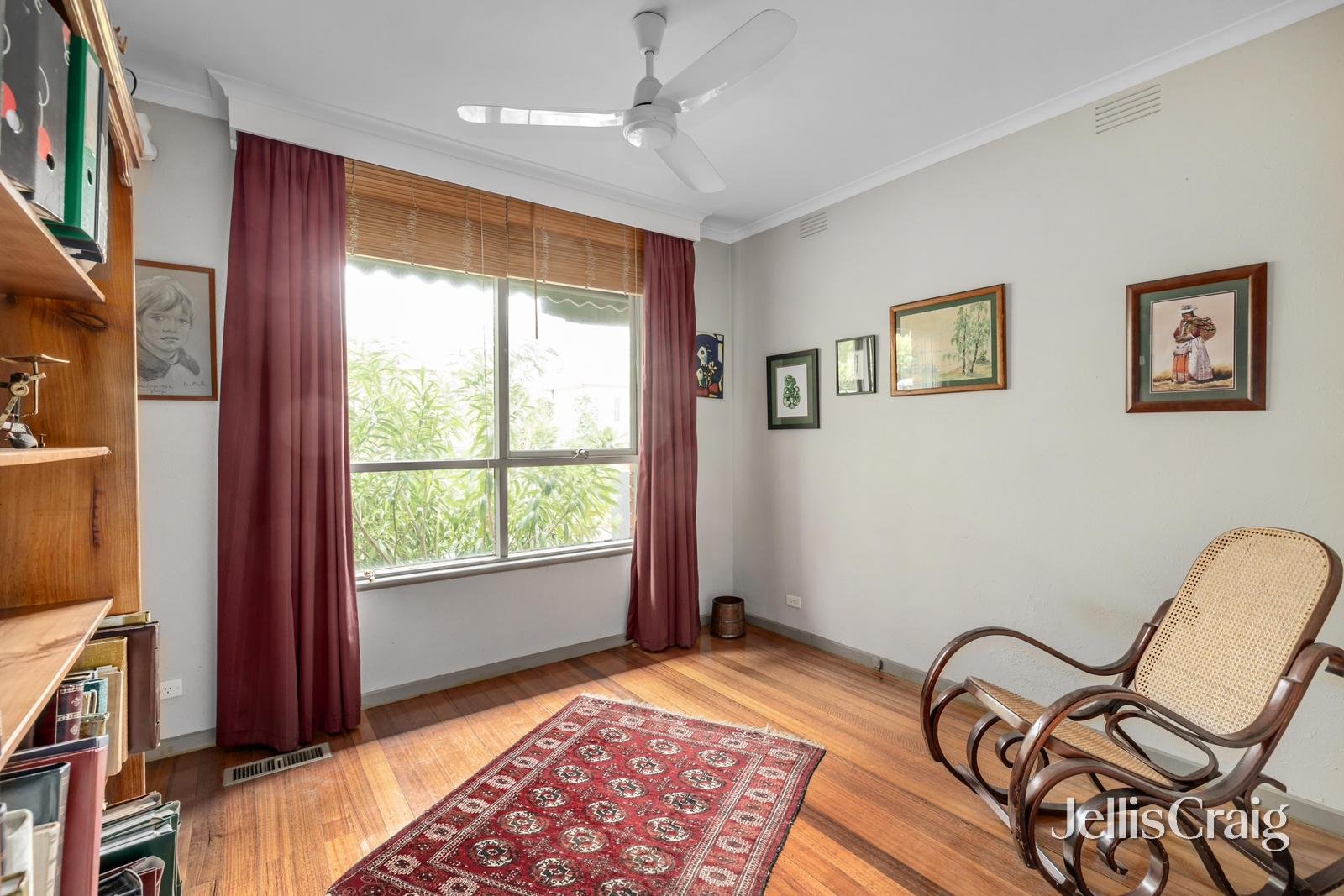 1/13 Deakin Street, Bentleigh East image 7